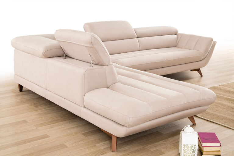 Eftalya Sectional With Chaise