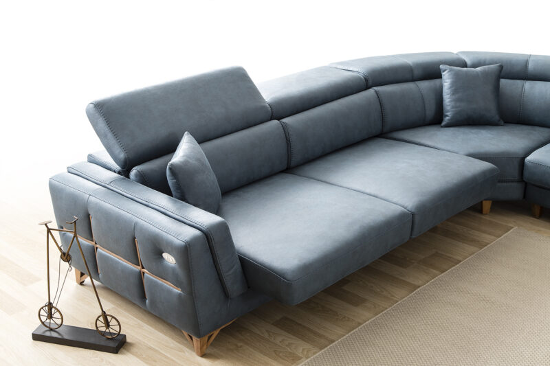 HAZAR SECTIONAL WITH ARM