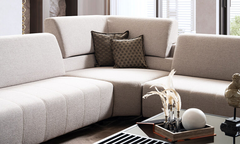 Selale Sectional