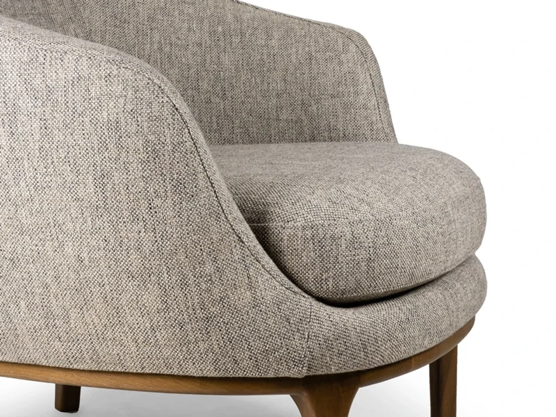 Ovale Accent Chair